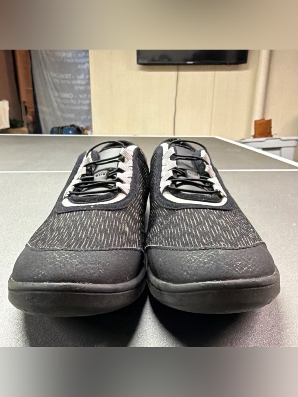 Clarks Cloudsteppers Dowling Pearl Women’s Size 8.5 Black Slip-On Sneakers - Picture 2 of 9